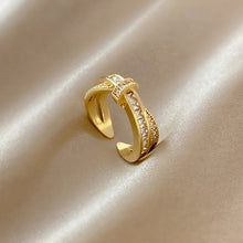Load image into Gallery viewer, GOLD PLATED DIMENSIONLESS DOUBLE RING
