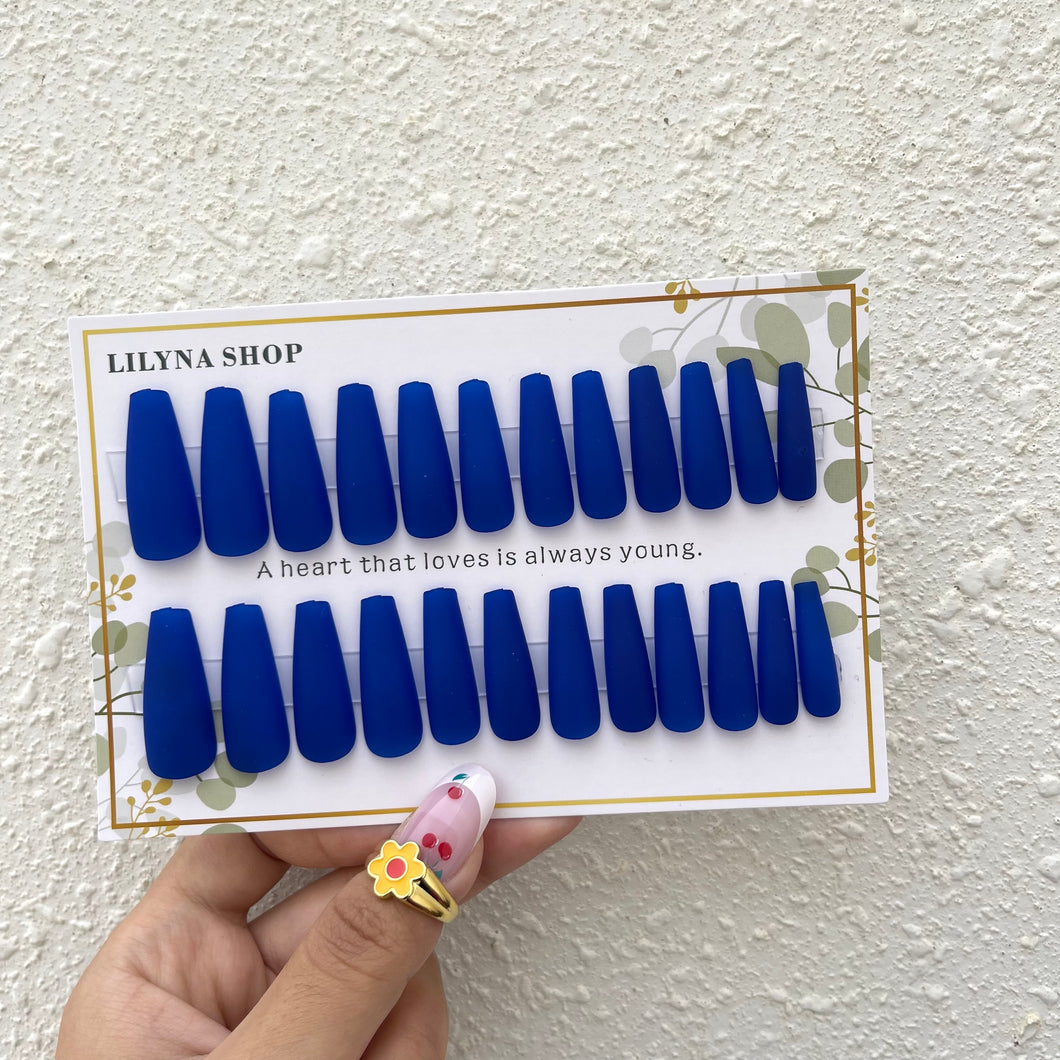 KLEIN BLUE