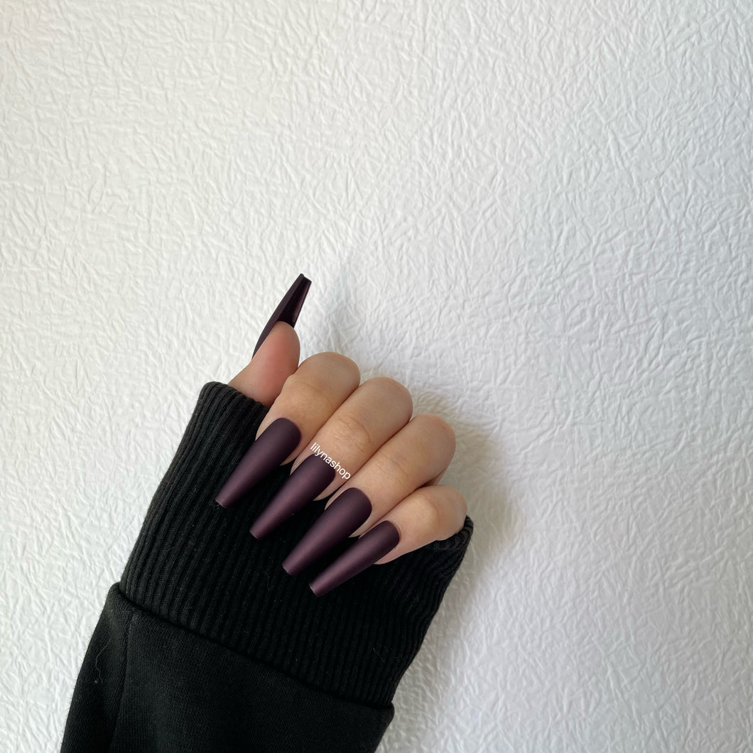 WINE RED