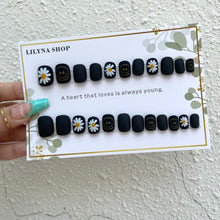 Load image into Gallery viewer, DAISY DREAM-MATTE BLACK
