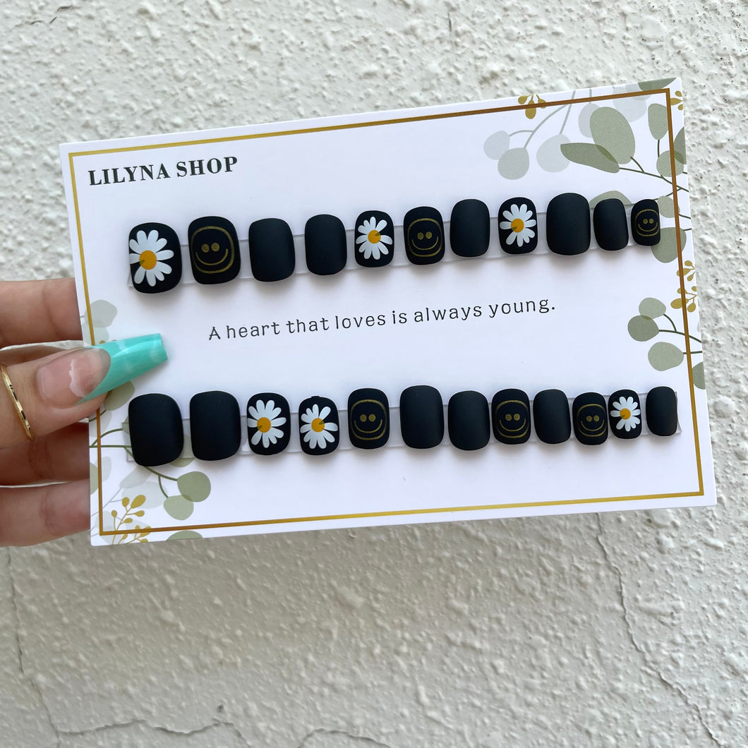 DAISY DREAM-MATTE BLACK